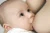 Een baby aan het borstvoeden